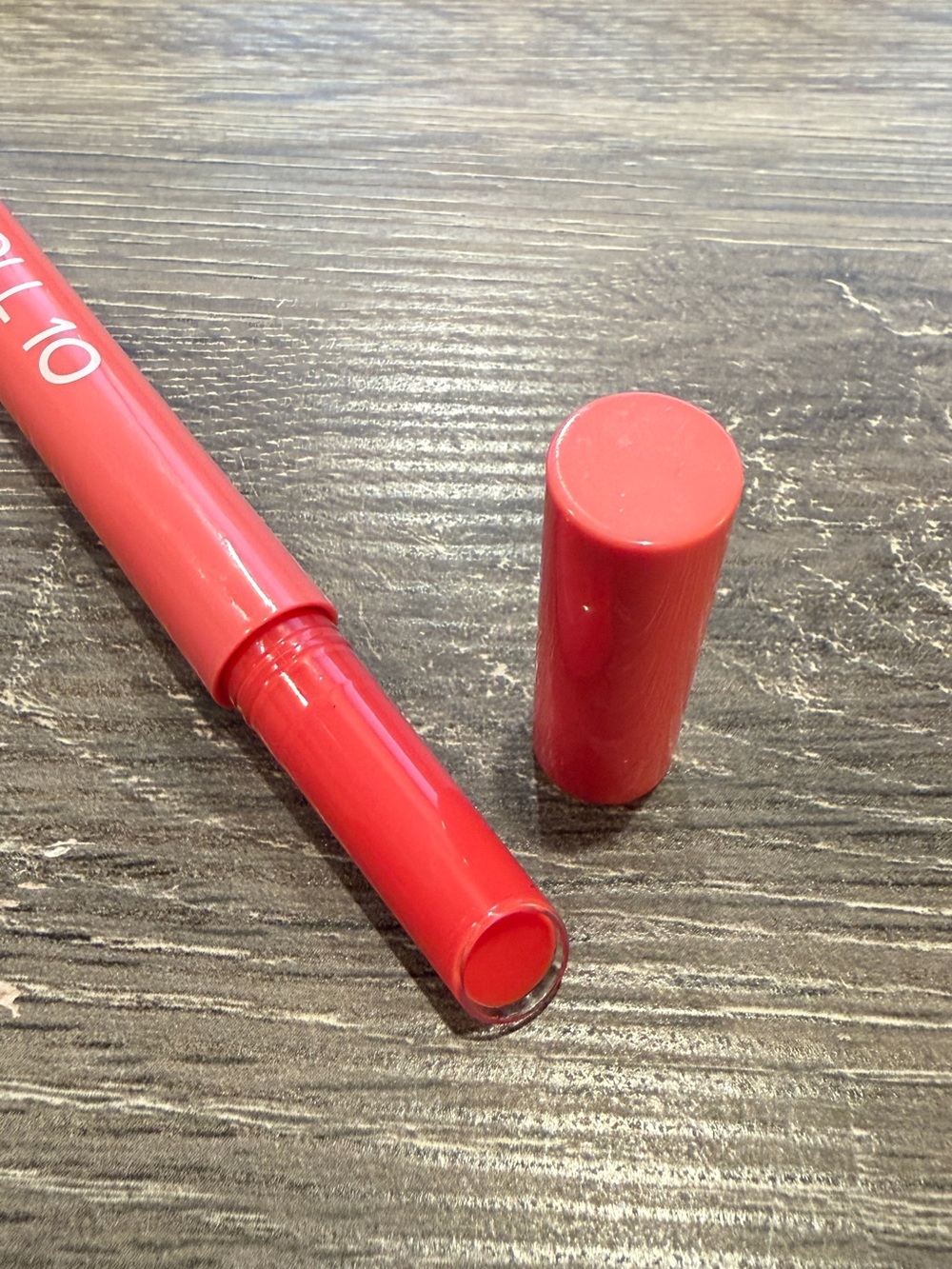 Doll 10 Peptide Plump Lip Oil - Juicy Cherry